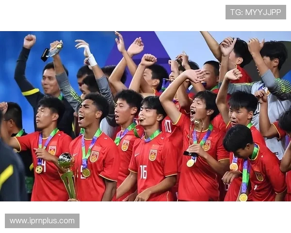 U16国足梦幻开局！帅惟浩5分钟闪击，邝兆镭妙传，3人联线